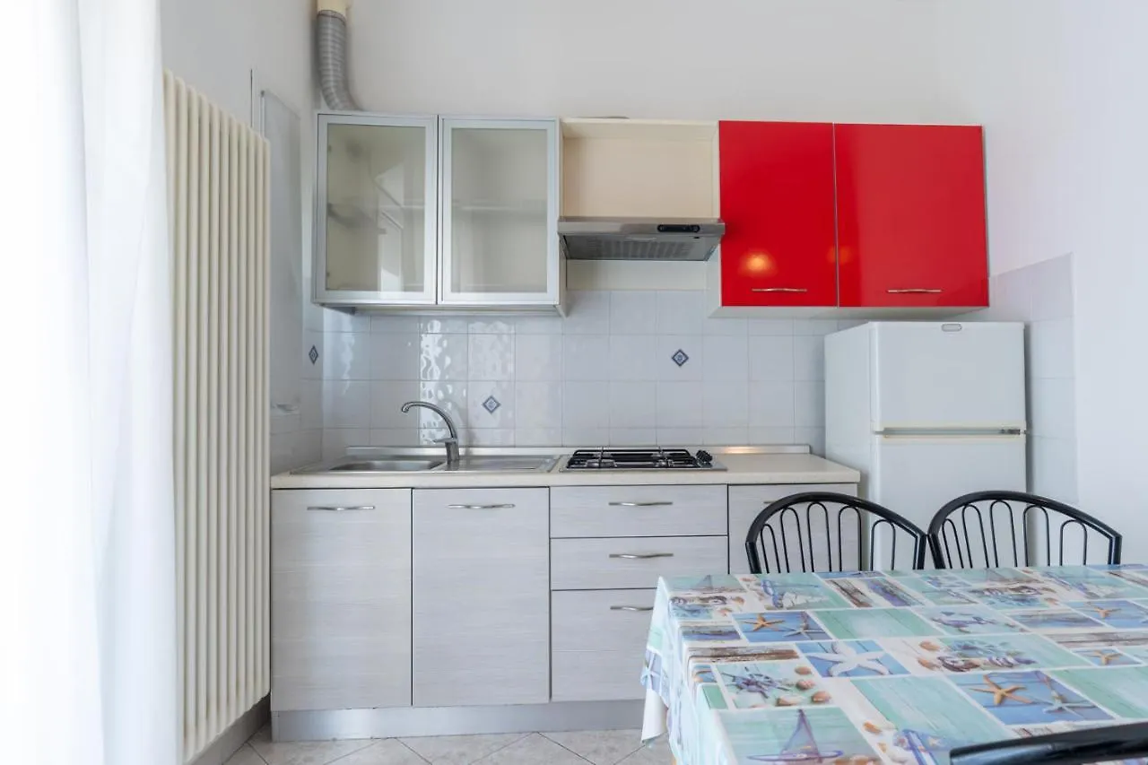 *** Apartmanhotel Beach Suite Hotel Bellaria – Igea Marina Olaszország