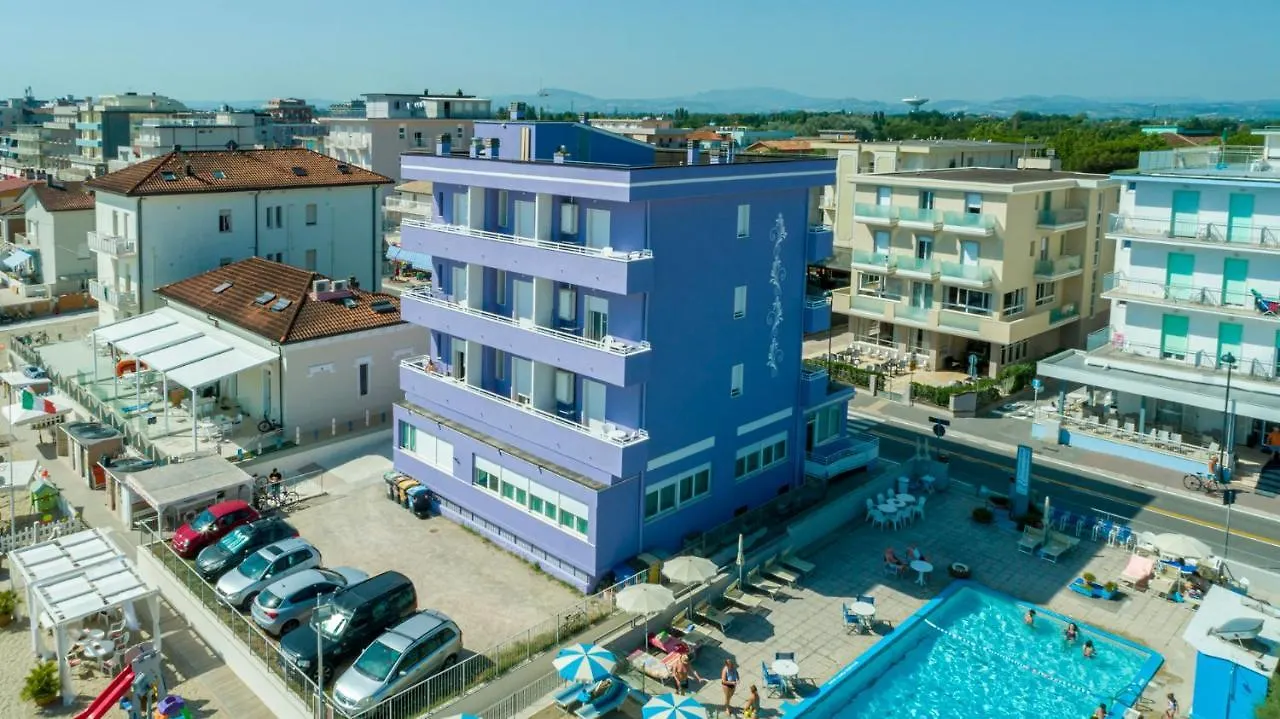 Ξενοδοχείο με διαμερίσματα Beach Suite Hotel Μπελάρια-Ιτζέα Μαρίνα