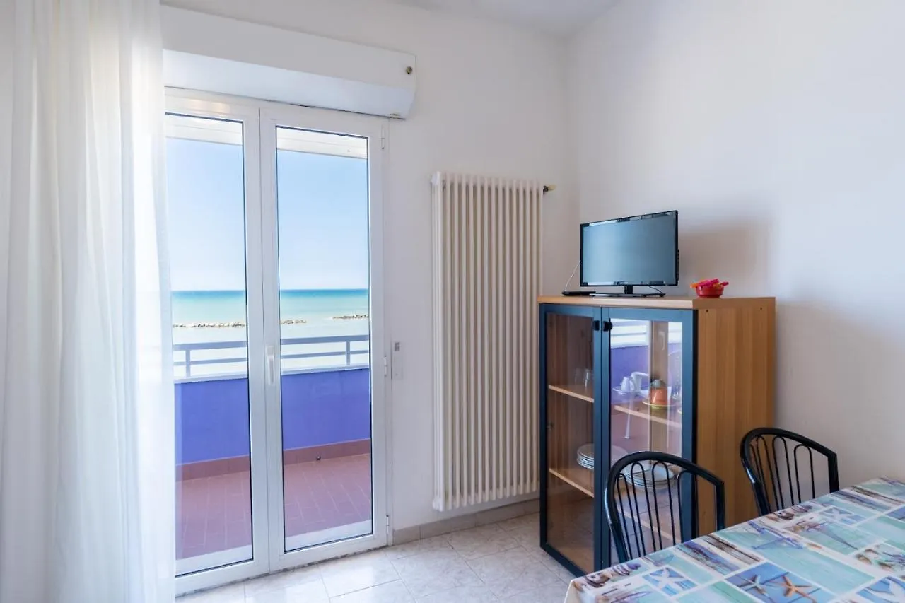 Beach Suite Hotel Μπελάρια-Ιτζέα Μαρίνα